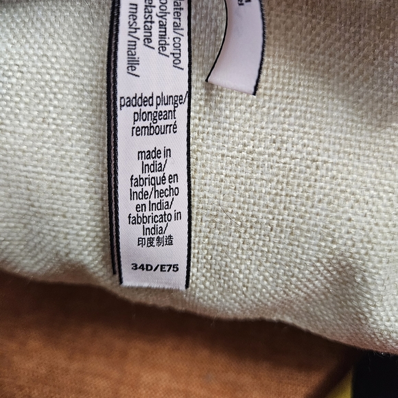 Red Women's Bra - Picture 3 of 3